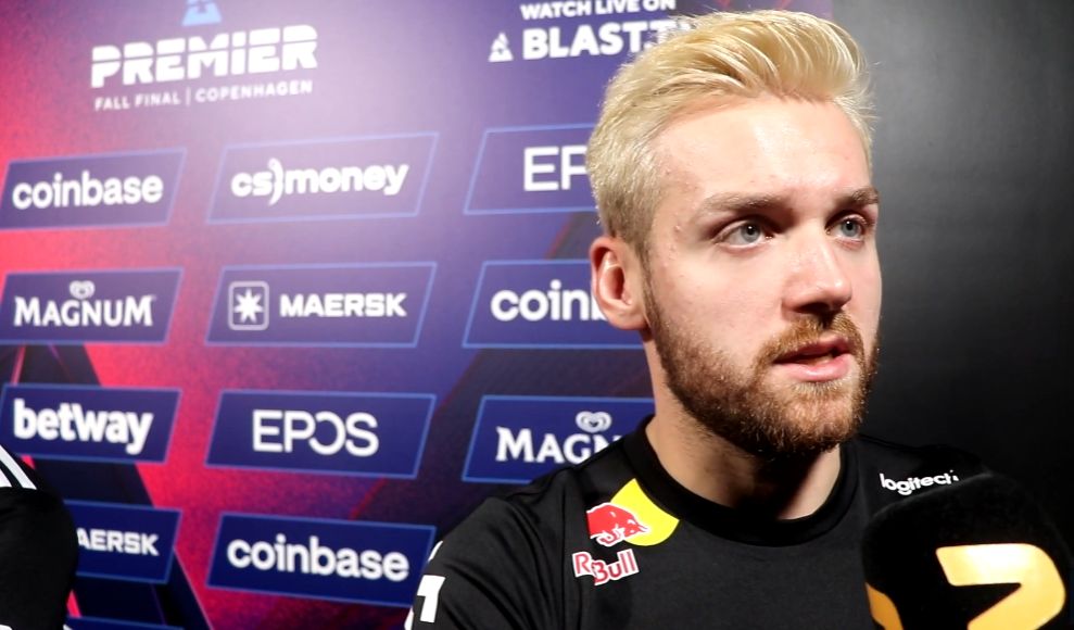 德州扑克 MTT：解析锦标赛中后期“Ante（前注）”对起手牌范围的剧烈扩张作用。（德州扑克 MTT：详解锦标赛中后期前注（Ante）如何显著扩张起手牌范围）