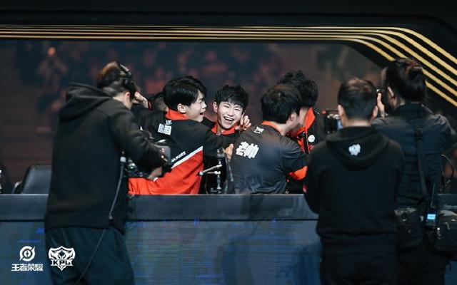 百家乐新手最容易忽略什么（新手玩百家乐时最易忽视的要点）