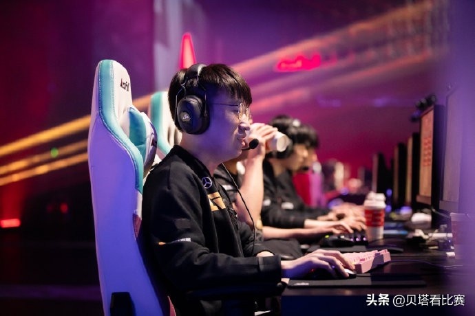 为什么高手更保守（高手为何更趋保守）