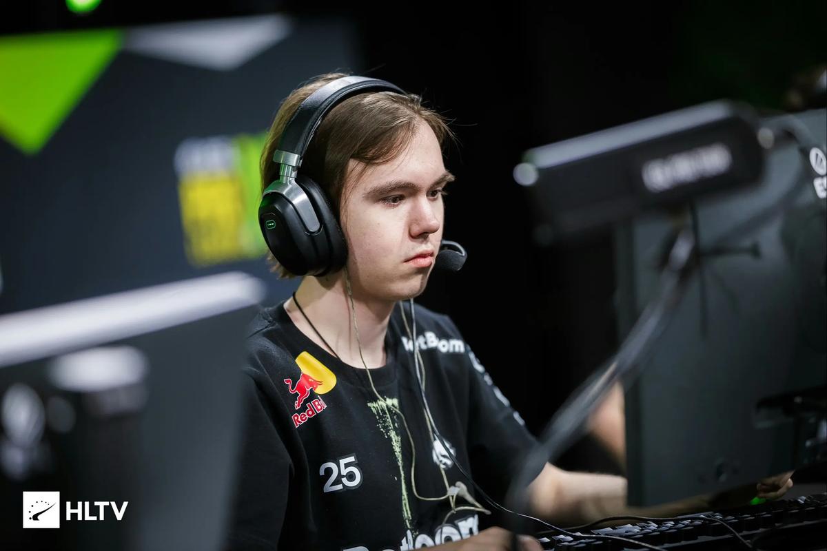 Wildcard, FlyQuest 和 B8 正在接近晋级 Austin Major Stage Two